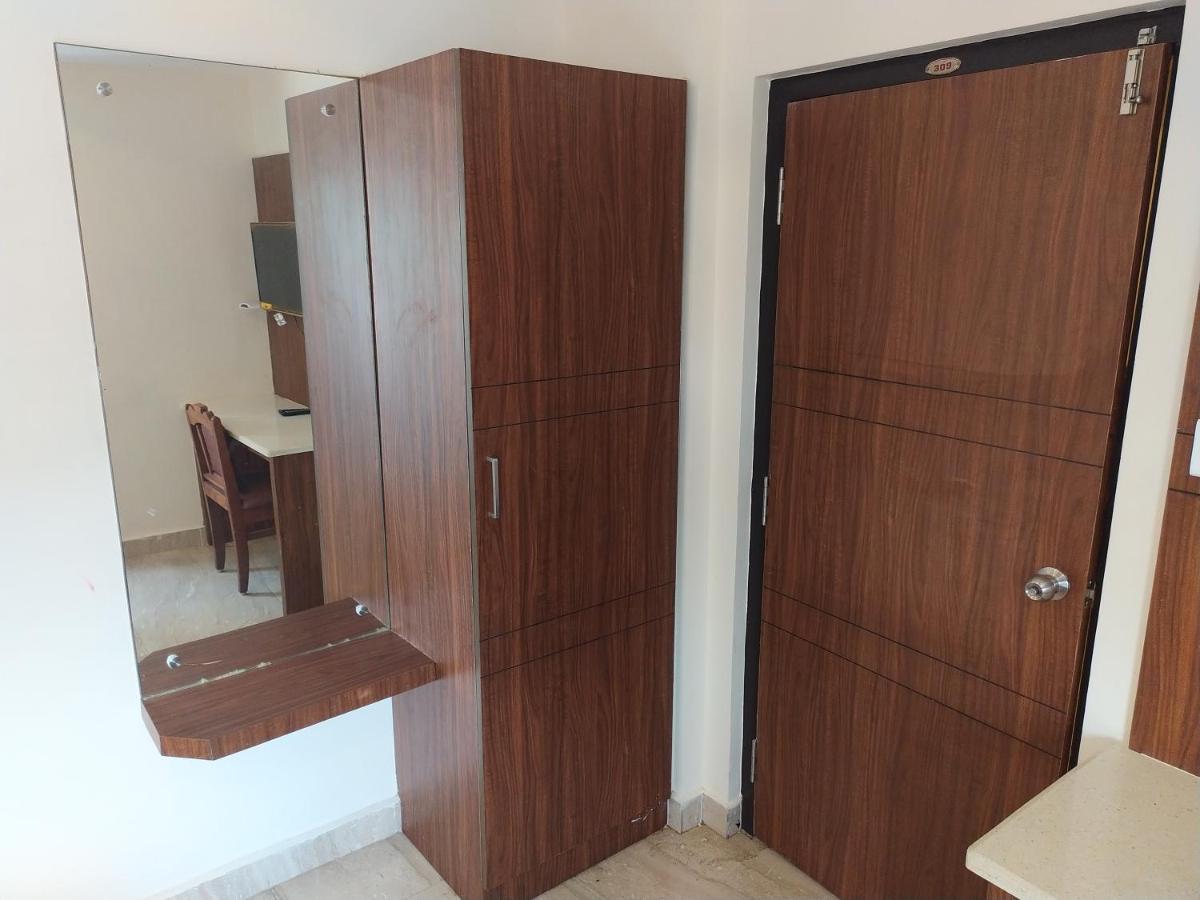 Hotel White Boutique Ποντισερί Εξωτερικό φωτογραφία